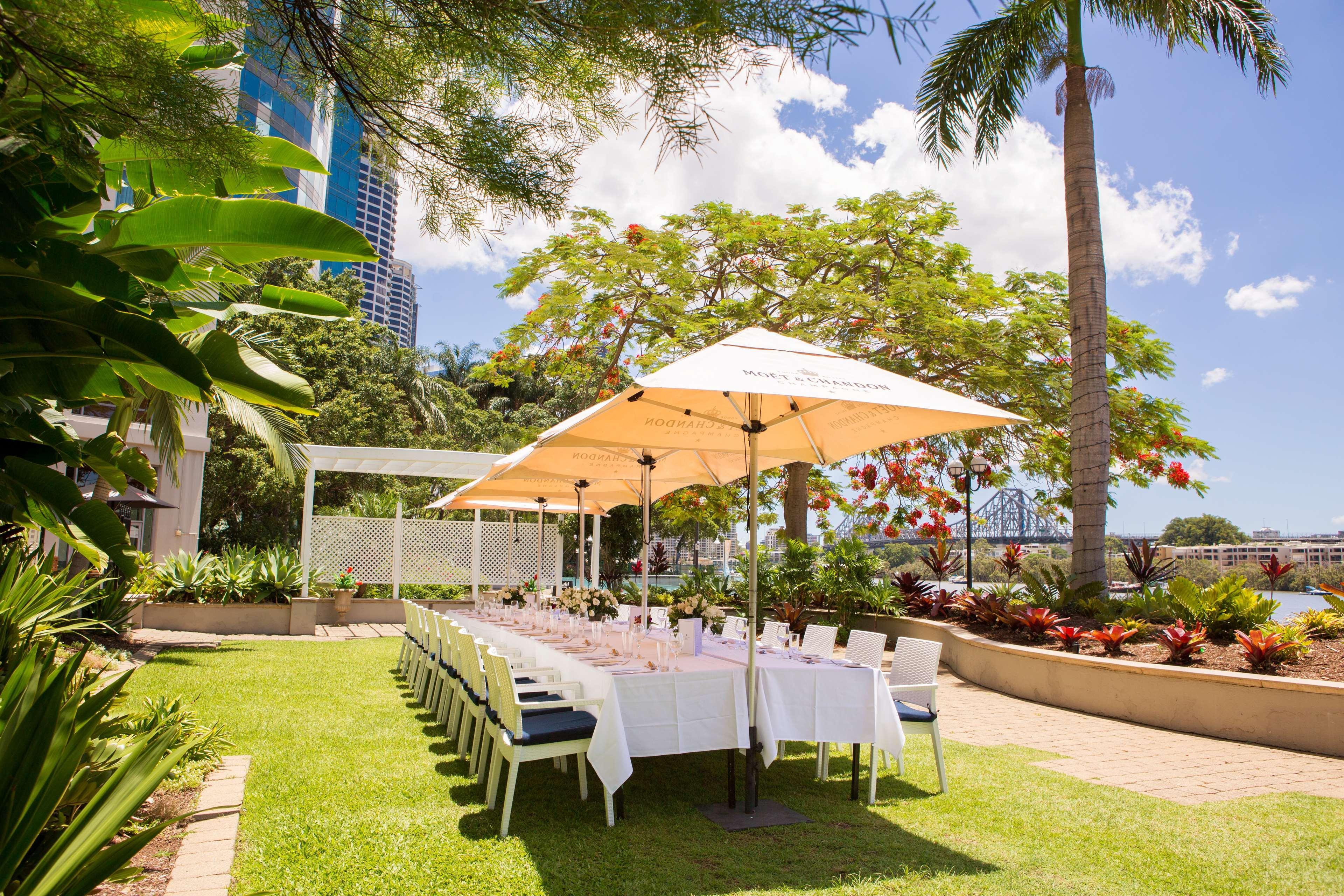 Stamford Plaza Brisbane Hotel Ngoại thất bức ảnh The River Garden