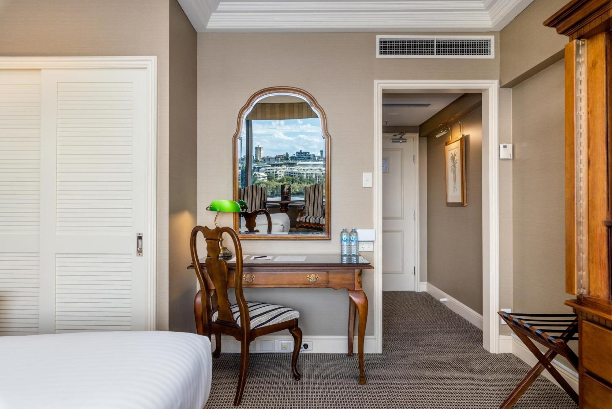 Stamford Plaza Brisbane Hotel Ngoại thất bức ảnh A room at the hotel
